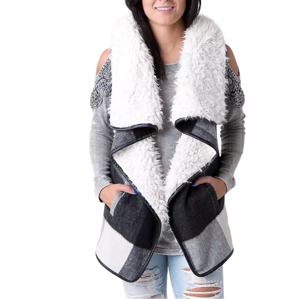 Buckle Faux Shearling Vest Me Jane Buffalo Plaid Fly Away Size Large